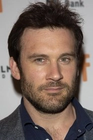 Ảnh diễn viên Clive Standen