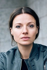 Ảnh diễn viên Julia Hartmann